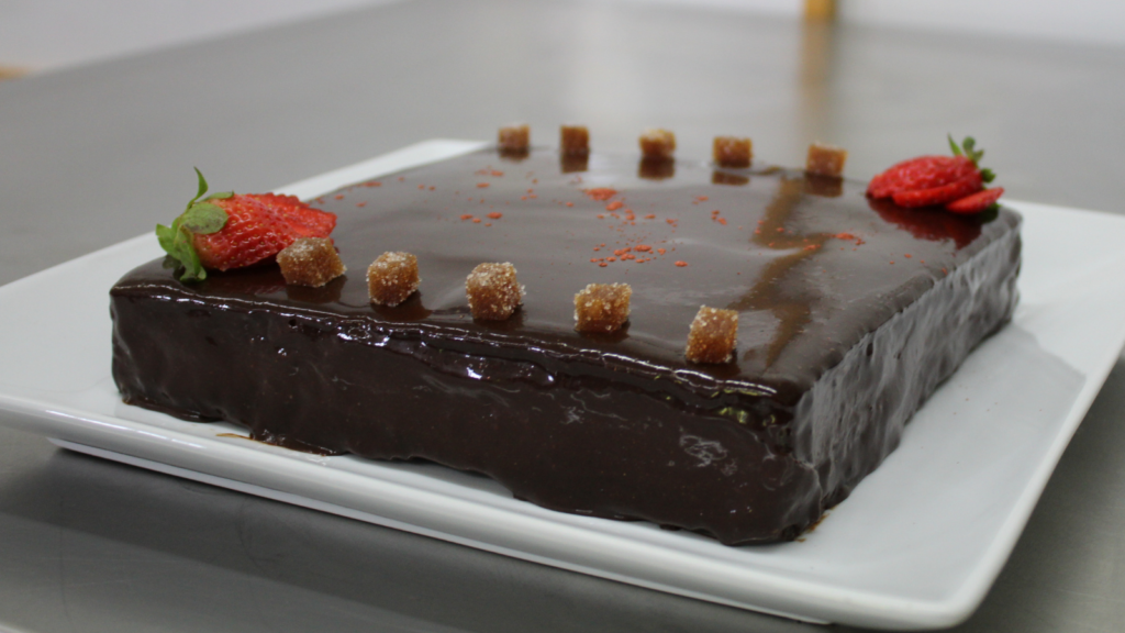 ORANGE INVERTED SACHER