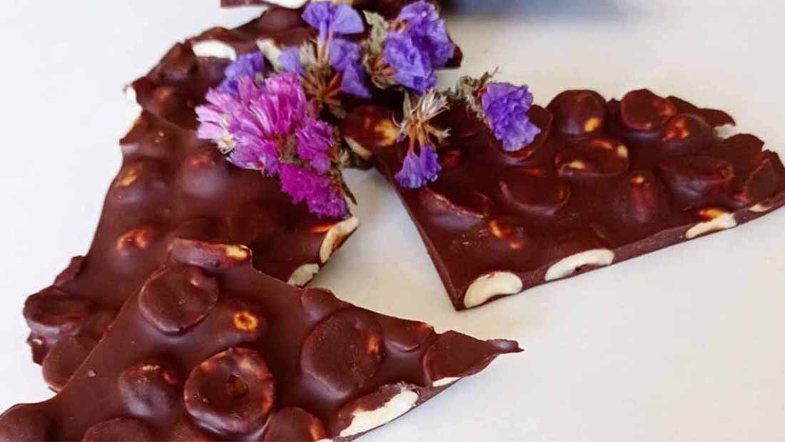 teules de xocolata i avellanes
